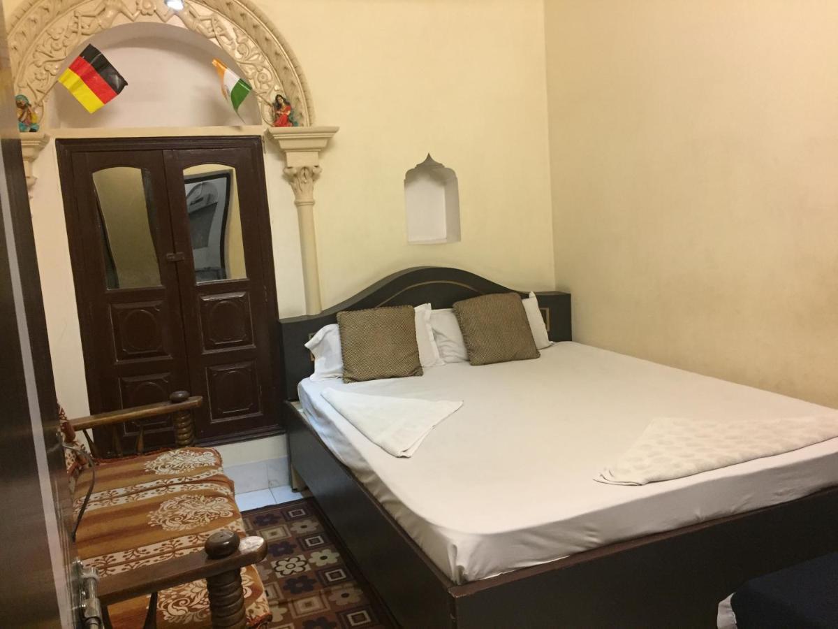 Baba Guest House Varanasi Eksteriør billede